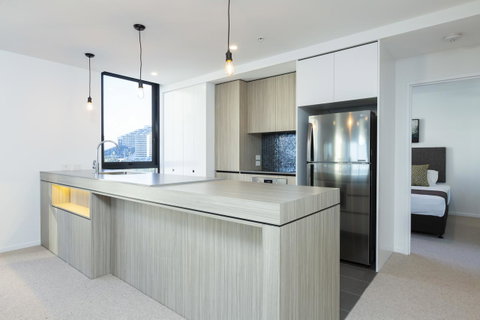Qube Broadbeach - Holiday Cairns 38