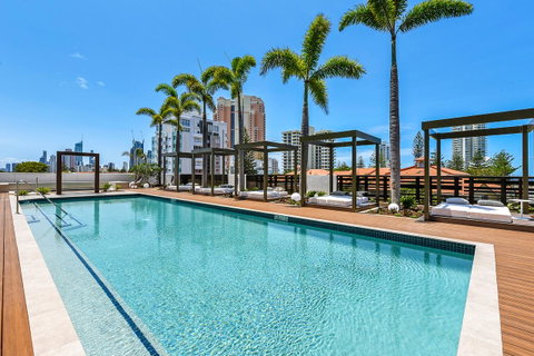 Qube Broadbeach - Holiday Cairns 29