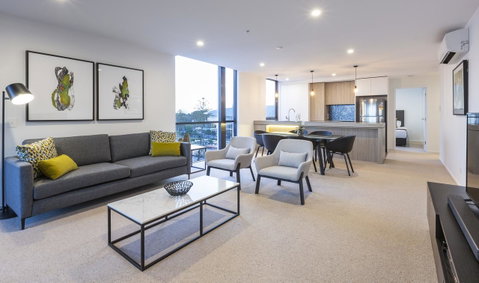 Qube Broadbeach - Holiday Cairns 37