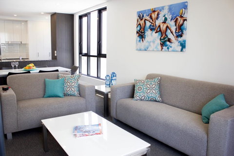 Synergy Broadbeach - Official - Holiday Cairns 10