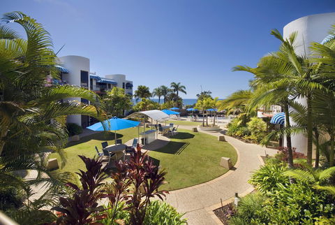 Headland Tropicana Resort - Holiday Cairns 2