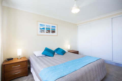 Headland Tropicana Resort - Holiday Cairns 42