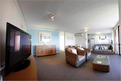 Headland Tropicana Resort - Holiday Cairns 31