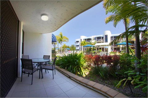 Headland Tropicana Resort - Holiday Cairns 24