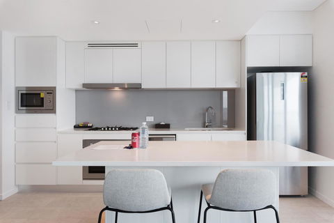 Brisbane Skytower By CLLIX - Holiday Cairns 4