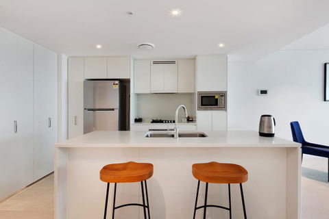 Brisbane Skytower By CLLIX - Holiday Cairns 19