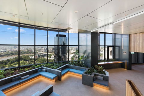 Brisbane Skytower By CLLIX - Holiday Cairns 1