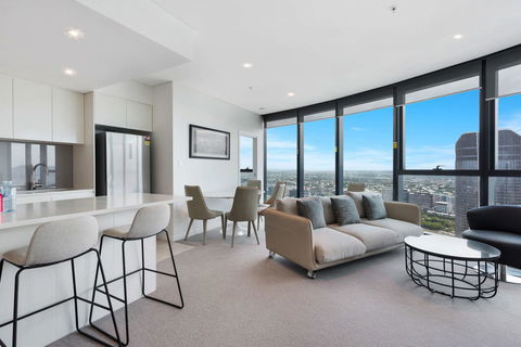 Brisbane Skytower By CLLIX - Holiday Cairns 8