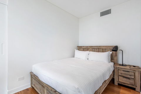 Brisbane Skytower By CLLIX - Holiday Cairns 31