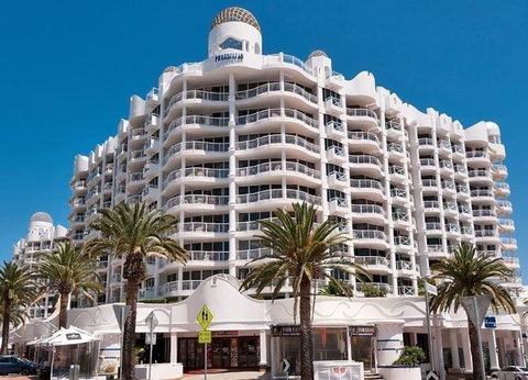 Broadbeach Holiday Apartments - Holiday Cairns 42