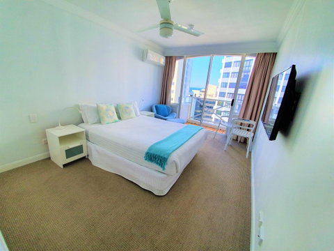 Broadbeach Holiday Apartments - Holiday Cairns 19