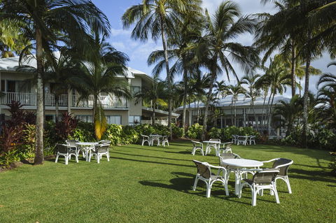 Coral Sands Beachfront Resort - Holiday Cairns 10