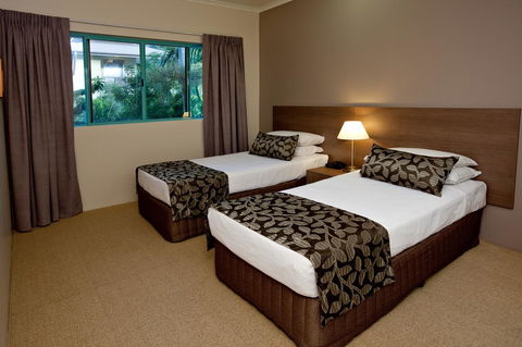 Coral Sands Beachfront Resort - Holiday Cairns 22