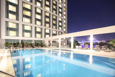 Stamford Plaza Brisbane - Holiday Cairns 2