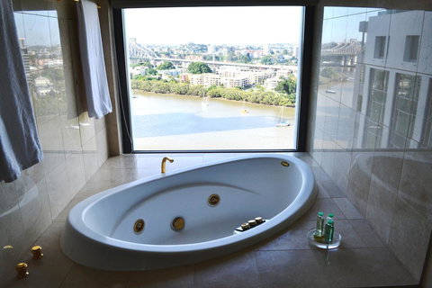 Stamford Plaza Brisbane - Holiday Cairns 41