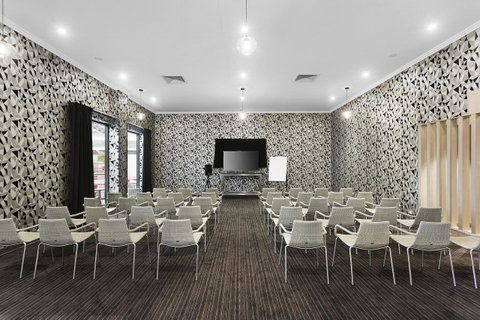 Ibis Mackay - Holiday Cairns 21