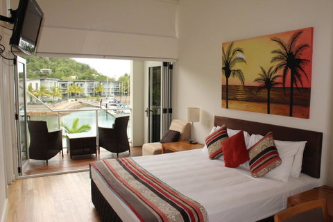 Beachside Apartment 17 - Holiday Cairns 8