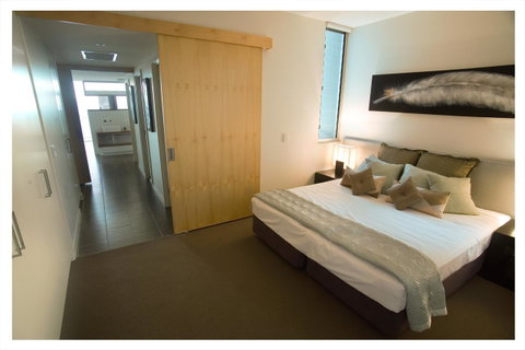 1 Bright Point Apartment 5201 - Holiday Cairns 10