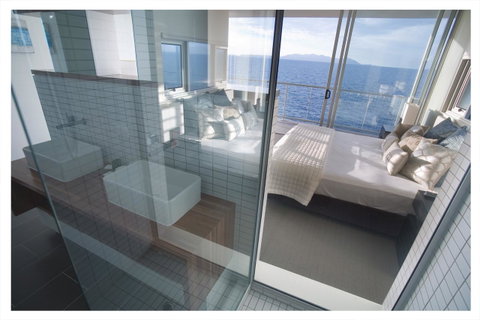 1 Bright Point Apartment 5201 - Holiday Cairns 8