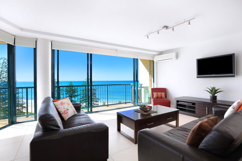 Peninsular Beachfront Resort - Holiday Cairns 8