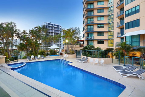 Peninsular Beachfront Resort - Holiday Cairns 30