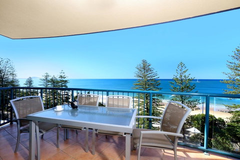 Peninsular Beachfront Resort - Holiday Cairns 9
