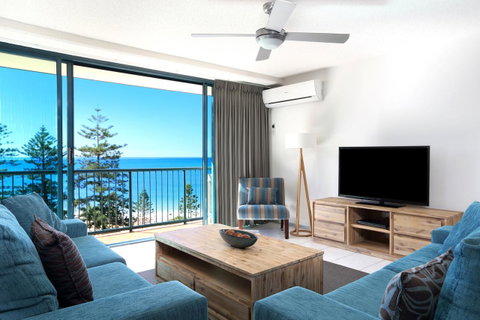 Peninsular Beachfront Resort - Holiday Cairns 3