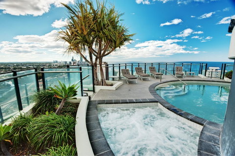 The Wave Resort - Holiday Cairns 0