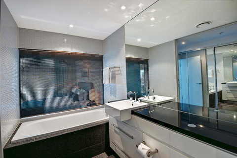 The Wave Resort - Holiday Cairns 31
