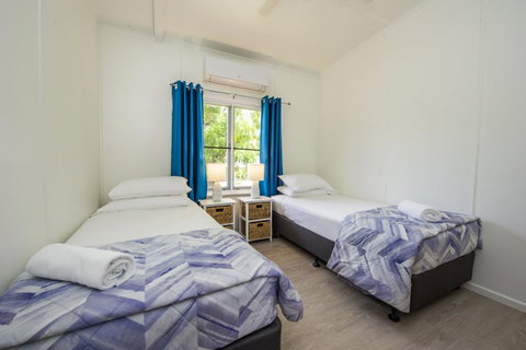 Kooyong Apartment 8 - Holiday Cairns 9