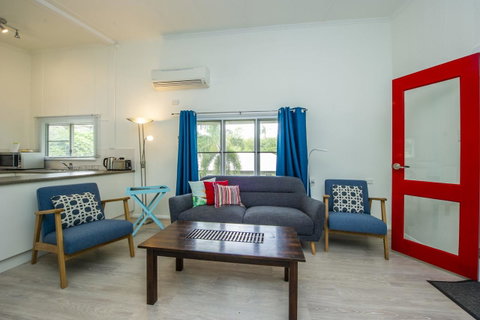 Kooyong Apartment 8 - Holiday Cairns 1