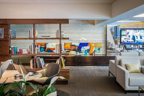 Hyatt Regency Brisbane - Holiday Cairns 13