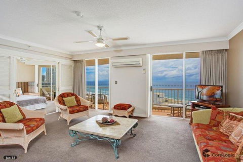 APR Private SUITES MOROC By The Beach - Holiday Cairns 25