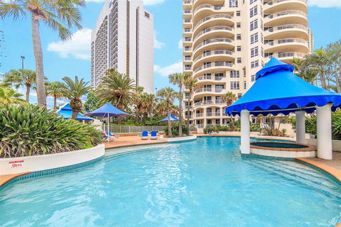 APR Private SUITES MOROC By The Beach - Holiday Cairns 11