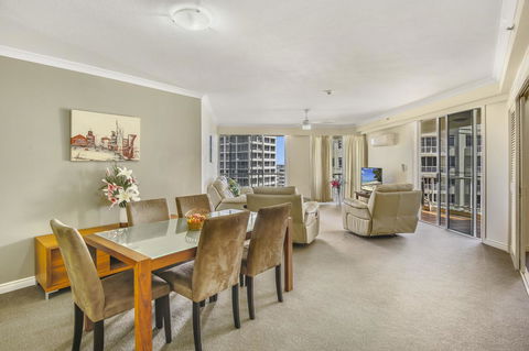APR Private SUITES MOROC By The Beach - Holiday Cairns 23