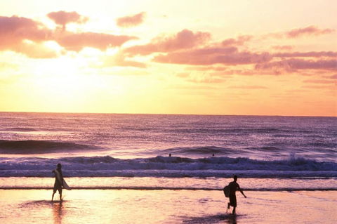 Seacrest Beachfront Apartments Surfers Paradise - Holiday Cairns 41