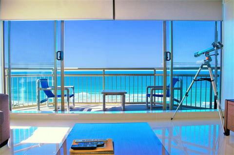 Seacrest Beachfront Apartments Surfers Paradise - Holiday Cairns 0