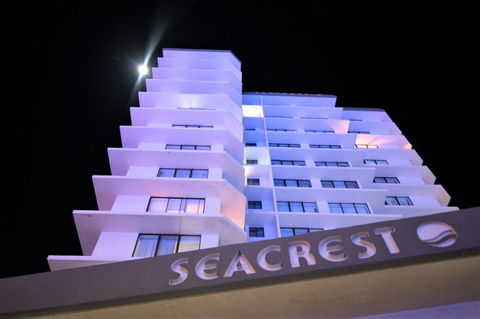 Seacrest Beachfront Apartments Surfers Paradise - Holiday Cairns 4