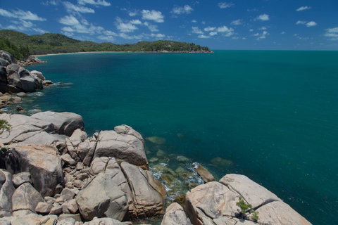 Penthouse On Bright Point - Holiday Cairns 0
