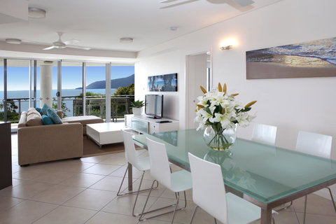 Vision Apartments - Holiday Cairns 15