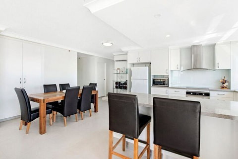 ULTIQA Beach Haven On Broadbeach - Holiday Cairns 14