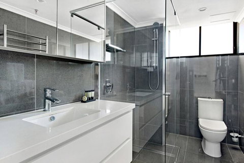ULTIQA Beach Haven On Broadbeach - Holiday Cairns 6