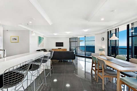 ULTIQA Beach Haven On Broadbeach - Holiday Cairns 10