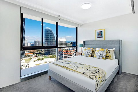 ULTIQA Beach Haven On Broadbeach - Holiday Cairns 7