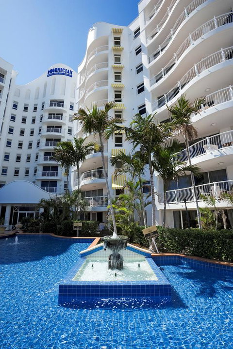 The Phoenician Resort - Holiday Cairns 10