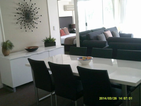 The Phoenician Resort - Holiday Cairns 20