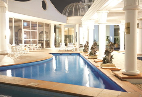The Phoenician Resort - Holiday Cairns 1
