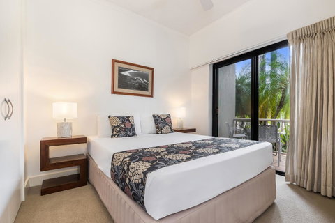 Mirra Chana - Holiday Cairns 24