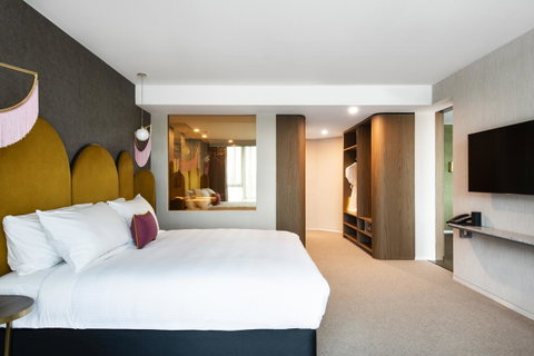 Ovolo The Valley Brisbane - Holiday Cairns 15