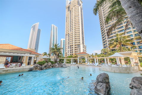 Towers Of Chevron - Private Apartment - Holiday Cairns 0